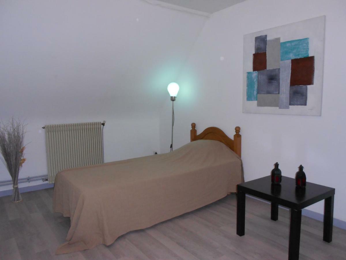 Les Sarmentins Saint-Romain-sur-Cher Exterior foto